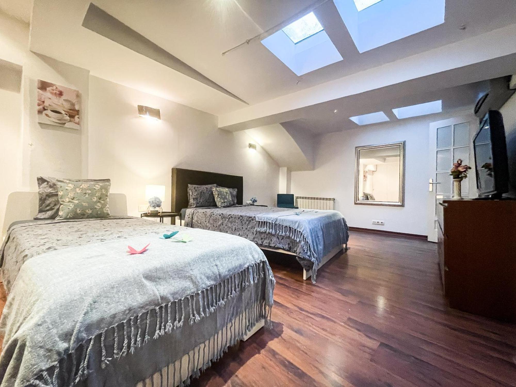 By Born Rooms Barcelona Luaran gambar